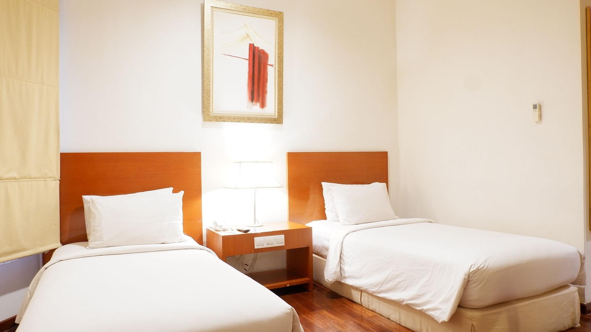 Hotel Santika 폰티아낙 외부 사진